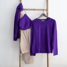 Load the image into the gallery viewer, Esisto Cashmere Scarf