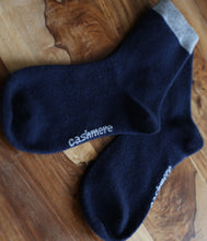 Load the image into the gallery viewer, Engage cashmere socks