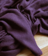 Load the image into the gallery viewer, Esisto Cashmere Plaid