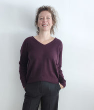 Laden Sie das Bild in den Galerie-Viewer, Esisto Kaschmir Pullover V-Ausschnitt Langarm