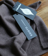 Load the image into the gallery viewer, Esisto Cashmere Scarf