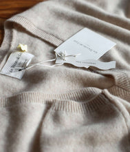 Load the image into the gallery viewer, Les tricots de Léa Cashmere Sweater Monjako V-neck