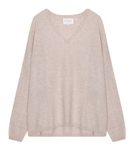 Load the image into the gallery viewer, Les tricots de Léa Cashmere Sweater Monjako V-neck