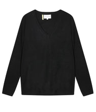 Load the image into the gallery viewer, Les tricots de Léa Cashmere Sweater Monjako V-neck