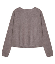 Load the image into the gallery viewer, Les tricots de Léa Cashmere Pullover Mapoupette Round Neckline