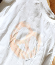 Laden Sie das Bild in den Galerie-Viewer, Railin Baumwoll T-Shirt Art Edition Jürgen Katzenberger Rundhalsausschnitt Flügelärmel