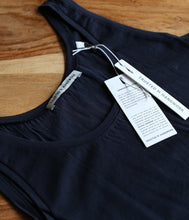 Load the image into the gallery viewer, Trusted Handwork Cotton Top Nice Round neckline