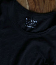 Laden Sie das Bild in den Galerie-Viewer, Velvet by Graham and Spencer Baumwoll Shirt Tilly Kurzarm