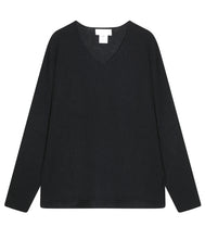 Load the image into the gallery viewer, WLNS Cashmere V-Neck Sweater