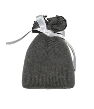 Load the image into the gallery viewer, engage cashmere sachet with Swiss stone pine shavings