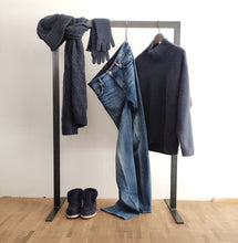 Laden Sie das Bild in den Galerie-Viewer, engage Kaschmir Schal Musterstrick