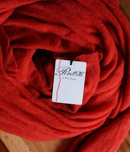 Load the image into the gallery viewer, Pin1876 Cashmere Plaid