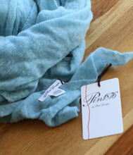 Load the image into the gallery viewer, Pin1876 Cashmere Scarf