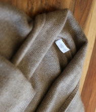 Laden Sie das Bild in den Galerie-Viewer, engage Kaschmir Cardigan