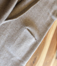Laden Sie das Bild in den Galerie-Viewer, engage Kaschmir Cardigan