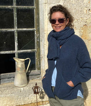 Laden Sie das Bild in den Galerie-Viewer, engage Kaschmir Cardigan