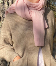 Laden Sie das Bild in den Galerie-Viewer, engage Kaschmir Cardigan