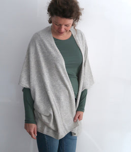 Les tricots de Léa Cashmere Poncho Cardigan Cardigan Gwenn