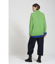 Laden Sie das Bild in den Galerie-Viewer, 0039Italy Kaschmir-Wolle Rollkragen Pullover Sumi
