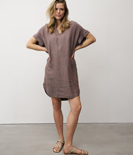 Laden Sie das Bild in den Galerie-Viewer, 0039Italy Leinen Kleid Noralie
