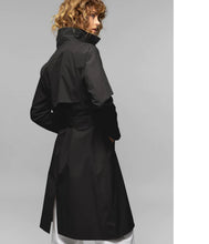 Load the image into the gallery viewer, Scandinavian Edition raincoat Trenchie
