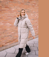 Laden Sie das Bild in den Galerie-Viewer, Scandinavian Edition Winter Daunen Steppmantel Swell
