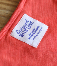 Load the image into the gallery viewer, The Shirt Project Organic cotton shirt V-neck short sleeve
