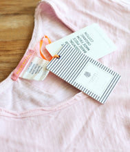 Load the image into the gallery viewer, The Shirt Project Organic cotton shirt V-neck short sleeve
