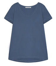 Laden Sie das Bild in den Galerie-Viewer, Trusted Handwork Baumwoll T-Shirt Toulouse V-Ausschnitt Kurzarm
