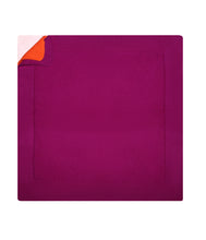 Load the image into the gallery viewer, pet cashmere Premium cosy blanket for pets made of wool and cashmere
