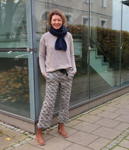 Laden Sie das Bild in den Galerie-Viewer, engage Cashmere Schal Rippe
