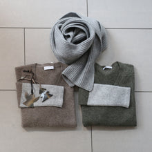 Laden Sie das Bild in den Galerie-Viewer, engage Cashmere Schal Rippe
