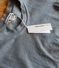 Laden Sie das Bild in den Galerie-Viewer, James Perse Baumwoll Shirt Rundhals Kurzarm
