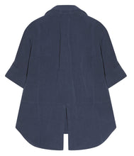 Load the image into the gallery viewer, Bella Dahl Blouse Split Back
