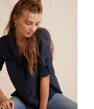 Load the image into the gallery viewer, Bella Dahl Blouse Split Back
