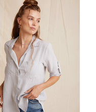 Load the image into the gallery viewer, Bella Dahl Blouse Split Back
