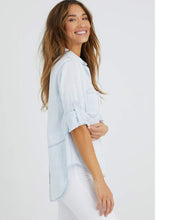 Load the image into the gallery viewer, Bella Dahl Blouse Split Back
