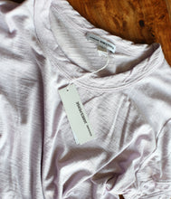 Laden Sie das Bild in den Galerie-Viewer, James Perse Baumwoll Shirt Rundhals Kurzarm
