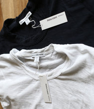 Laden Sie das Bild in den Galerie-Viewer, James Perse Baumwoll Shirt Rundhals Kurzarm
