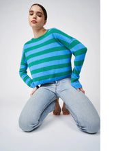 Laden Sie das Bild in den Galerie-Viewer, Les tricots de Léa Kaschmir Pullover Myheart Rundhalsausschnitt
