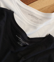 Laden Sie das Bild in den Galerie-Viewer, Majestic Filatures Shirt Lyocell-Baumwoll-Mix Shirt Rundhalsausschnitt Kurzarm
