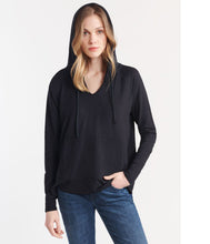 Laden Sie das Bild in den Galerie-Viewer, Majestic Sweatshirt Viskose-Mix
