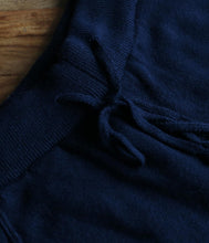 Load the image into the gallery viewer, Re_Branded recycelt Kaschmir-Mix Hose
