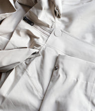 Load the image into the gallery viewer, Scandinavian Edition Flair Raincoat
