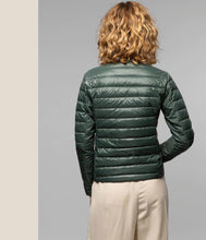 Load the image into the gallery viewer, Scandinavian Edition Outdoor Jacke Quill
