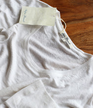 Laden Sie das Bild in den Galerie-Viewer, Stefan Brandt Leinen Shirt Febe Rundhals 3/4 Arm
