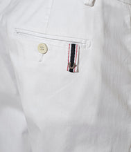 Laden Sie das Bild in den Galerie-Viewer, True Religion Hose Chino
