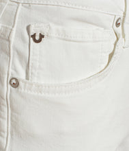 Load the image into the gallery viewer, True Religion Jeans Liv Boyfriend

