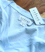 Load the image into the gallery viewer, Velvet by Graham and Spencer Cotton Shirt Jill V-Neck Short Sleeve
