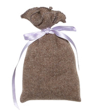 Load the image into the gallery viewer, engage cashmere sachet with Swiss stone pine shavings
